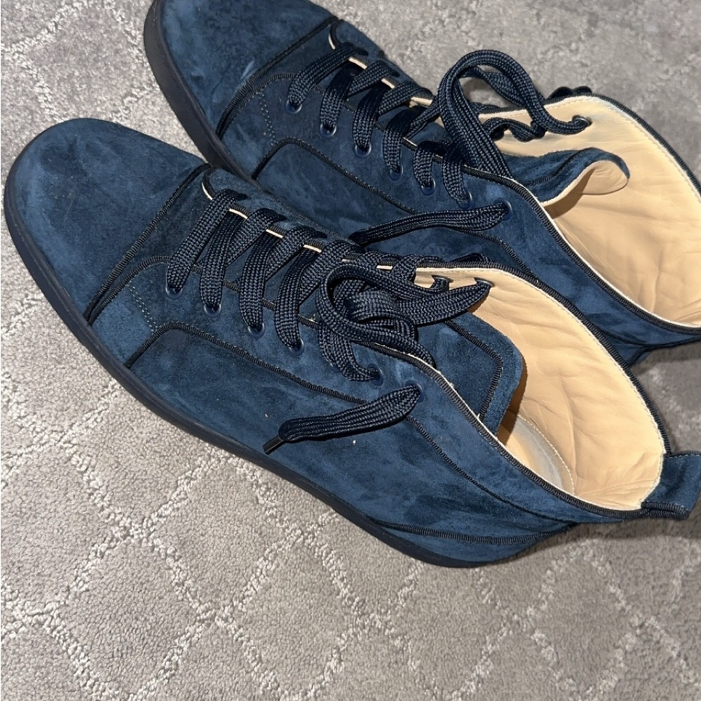 Men’s Christian Louboutin blue suede high top sneaker size 43.5 worn once